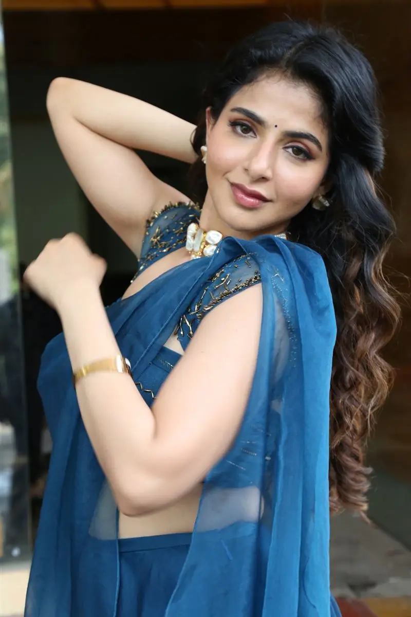 TELUGU ACTRESS ISWARYA MENON AT BHAJE VAAYU VEGAM MOVIE SUCCESS MEET 23